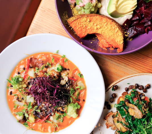 Photo of whole vegetable vegetarian dishes